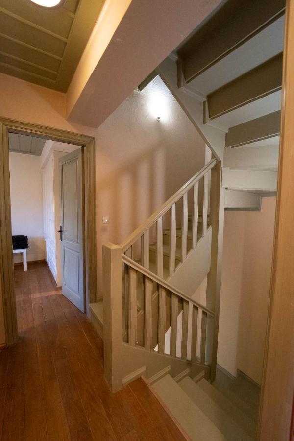 Maisonette Korfes-Κορφές-Μ Δύο Αυτόνομοι Όρoφοι Της Βίλας Κορφές Για Οικογένειες Και Μικρές Παρέες Karpenísion Eksteriør bilde