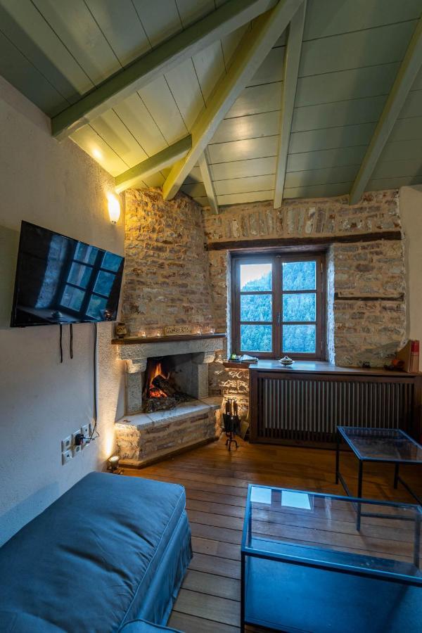 Maisonette Korfes-Κορφές-Μ Δύο Αυτόνομοι Όρoφοι Της Βίλας Κορφές Για Οικογένειες Και Μικρές Παρέες Karpenísion Eksteriør bilde