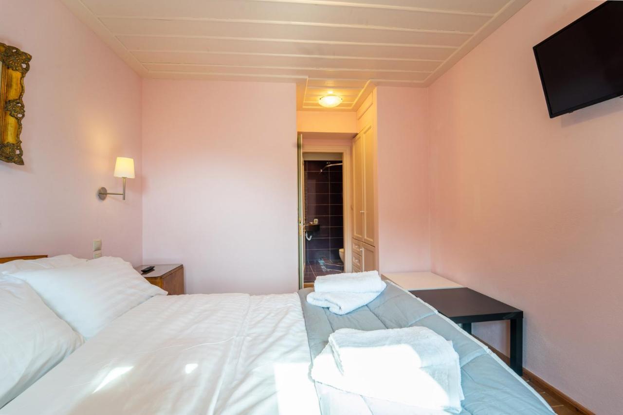Maisonette Korfes-Κορφές-Μ Δύο Αυτόνομοι Όρoφοι Της Βίλας Κορφές Για Οικογένειες Και Μικρές Παρέες Karpenísion Eksteriør bilde